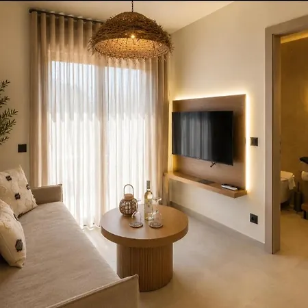 Estia Luxury &